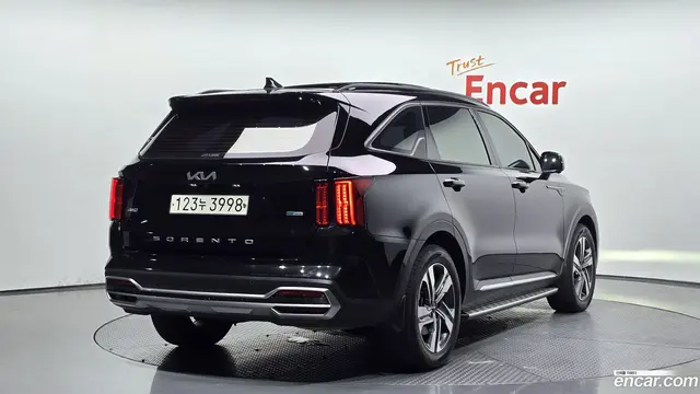 Main__Slider__Photo:Sorento Kia 2022.5-1
