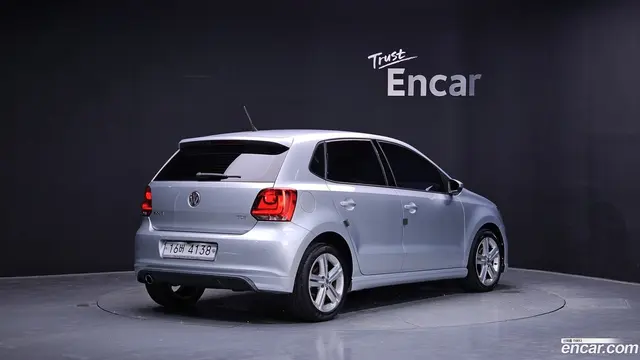 Main__Slider__Photo:Polo Volkswagen 2013.9-1