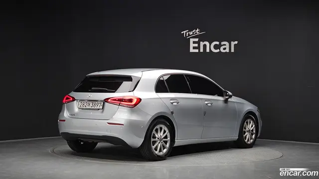 Main__Slider__Photo:A-Class Mercedes-Benz 2019.11-1