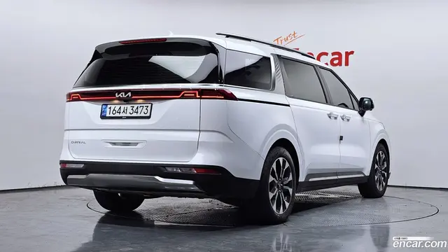 Main__Slider__Photo:Canival Kia 2022.6-1