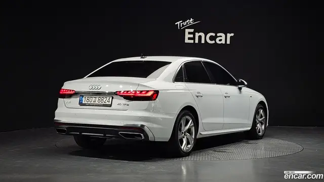 Main__Slider__Photo:A4 Audi 2021.11-1