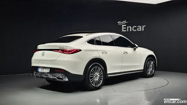 Main__Slider__Photo:GLC-Class Mercedes-Benz 2025.2-1