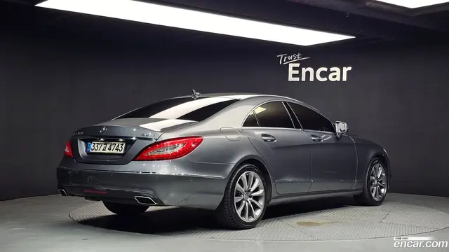 Main__Slider__Photo:CLS-Class Mercedes-Benz 2015.11-1