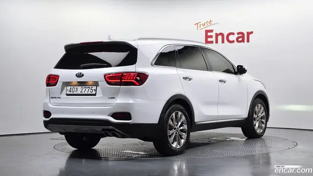 Main__Slider__Photo:Sorento Kia 2018.3-1