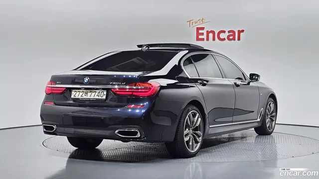 Main__Slider__Photo:7-Series BMW 2018.11-1