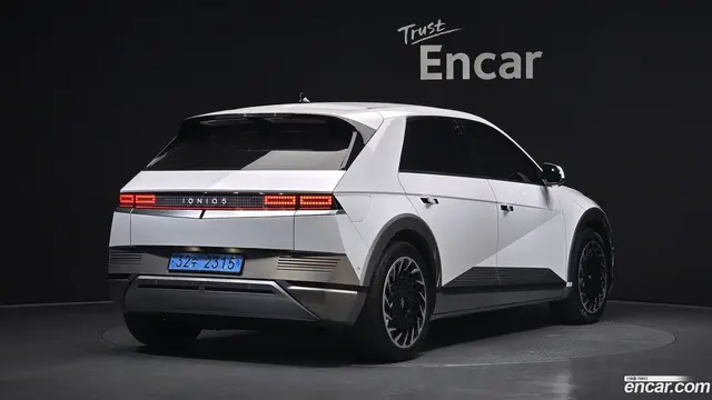 Main__Slider__Photo:Ioniq5 Hyundai 2022.2-1