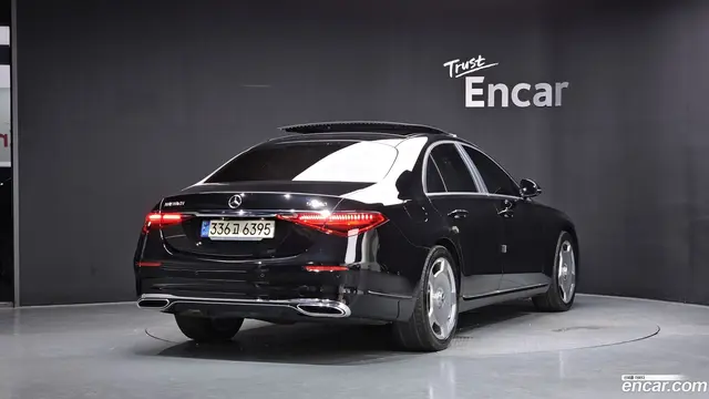 Main__Slider__Photo:S-Class Mercedes-Benz 2021.5-1