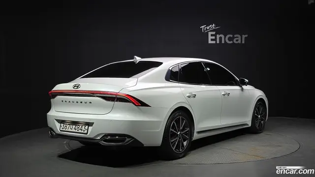 Main__Slider__Photo:Grandeur Hyundai 2020.2-1