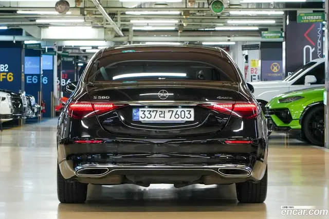 Main__Slider__Photo:S-Class Mercedes-Benz 2022.6-1