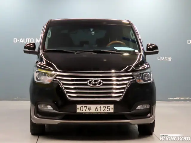 Main__Slider__Photo:Starex Hyundai 2019.6-1
