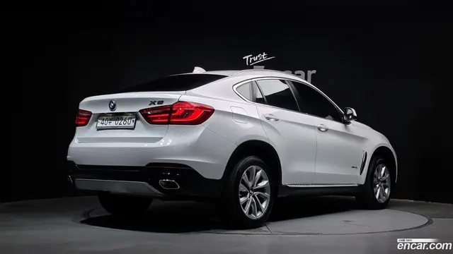 Main__Slider__Photo:X6 BMW 2016.6-1