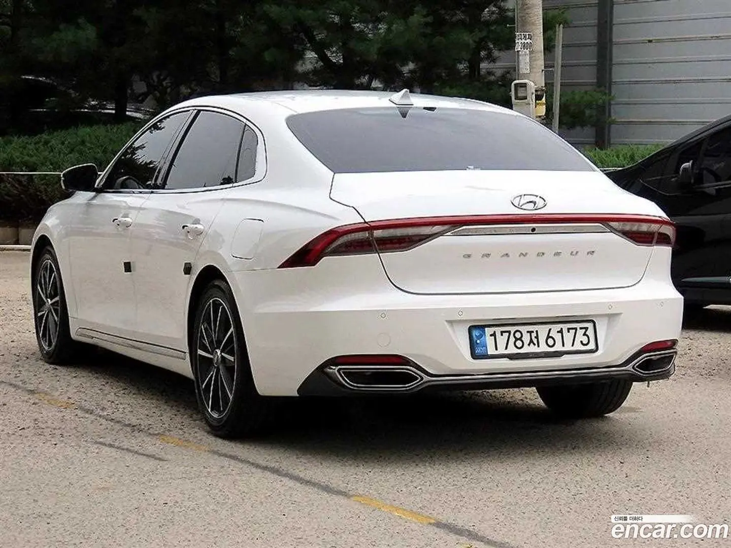 Main__Slider__Photo:Grandeur Hyundai 2020.10-1