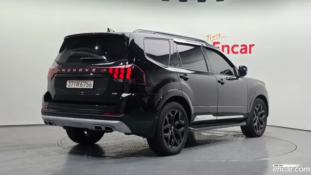 Main__Slider__Photo:Mohave Kia 2022.8-1