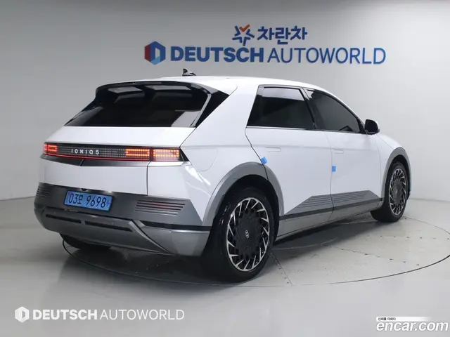 Main__Slider__Photo:Ioniq5 Hyundai 2022.6-1