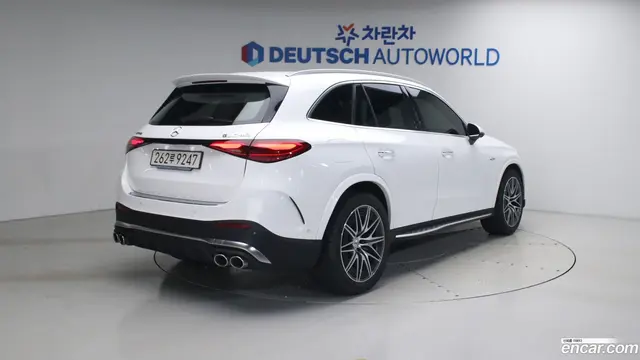Main__Slider__Photo:GLC-Class Mercedes-Benz 2025.4-1