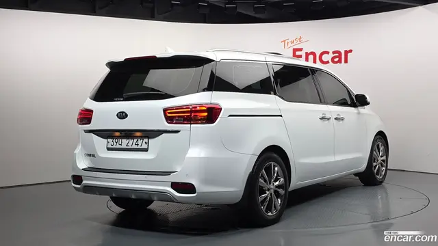 Main__Slider__Photo:Canival Kia 2018.5-1