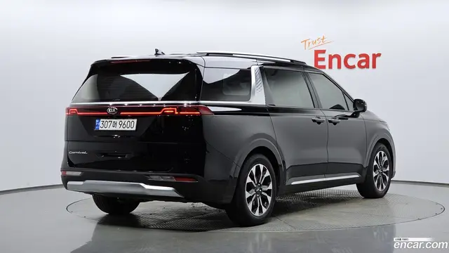 Main__Slider__Photo:Canival Kia 2020.10-1