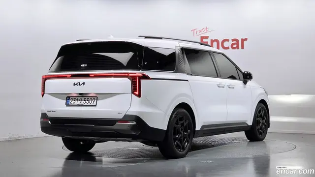 Main__Slider__Photo:Canival Kia 2026.2-1