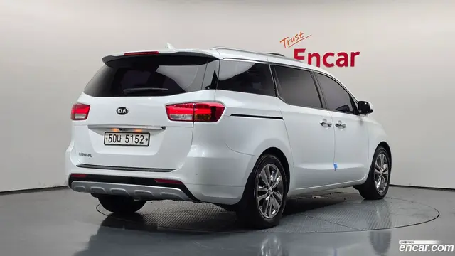 Main__Slider__Photo:Canival Kia 2018.0-1