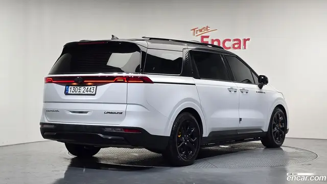 Main__Slider__Photo:Canival Kia 2021.1-1