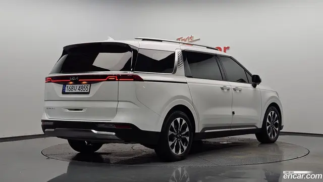 Main__Slider__Photo:Canival Kia 2022.2-1