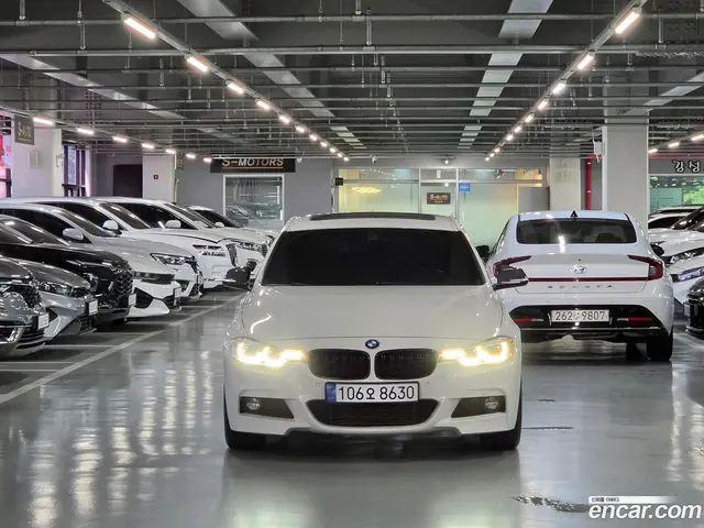 Main__Slider__Photo:3-Series BMW 2017.6-1