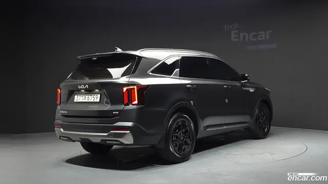 Main__Slider__Photo:Sorento Kia 2024.0-1