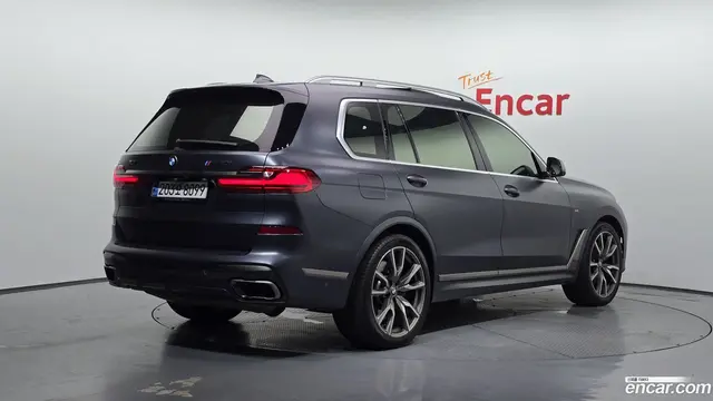 Main__Slider__Photo:X7 BMW 2020.11-1