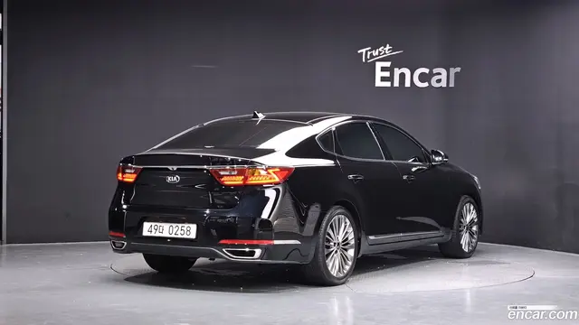 Main__Slider__Photo:K7 Kia 2016.7-1