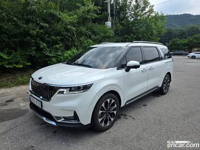 Main__Slider__Photo:Canival Kia 2021.4-1