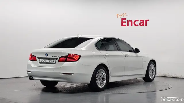 Main__Slider__Photo:5-Series BMW 2015.5-1