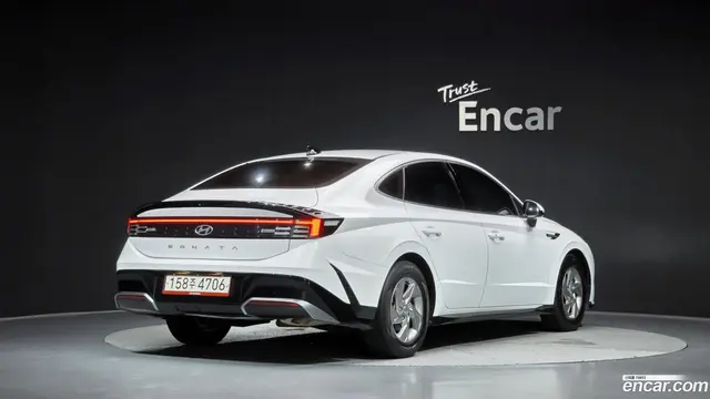Main__Slider__Photo:Sonata Hyundai 2023.6-1