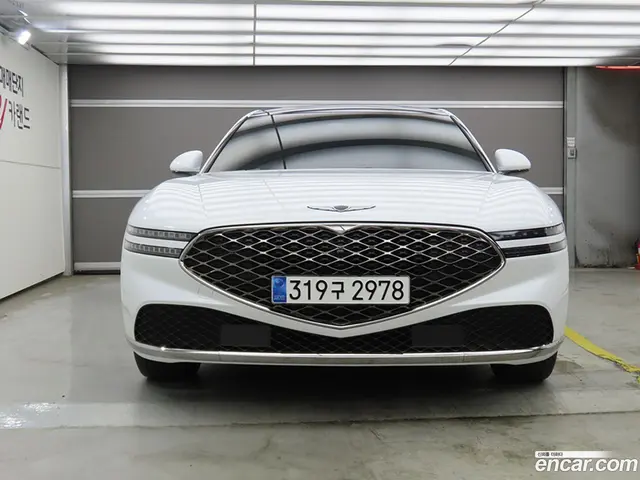 Main__Slider__Photo:G90 Genesis 2025.0-1