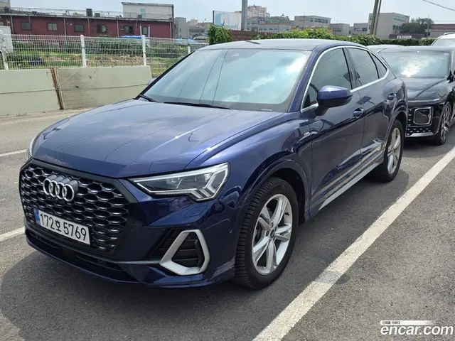 Main__Slider__Photo:Q3 Audi 2023.1-1