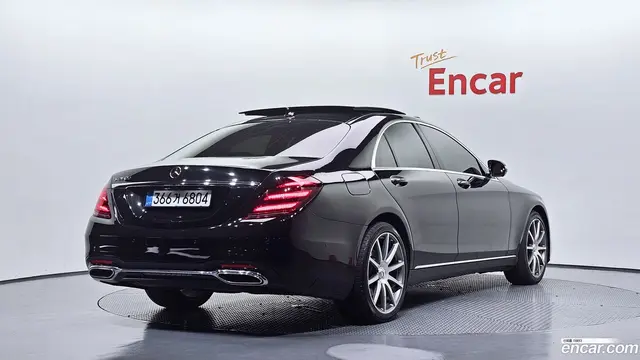 Main__Slider__Photo:S-Class Mercedes-Benz 2015.11-1