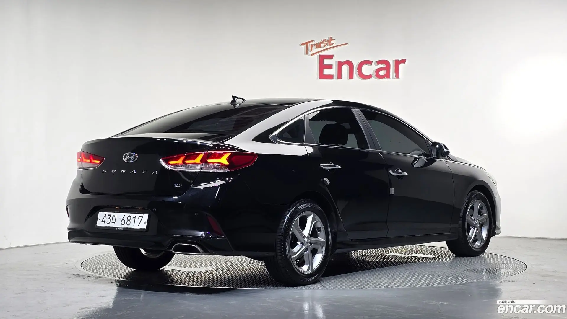 Main__Slider__Photo:Sonata Hyundai 2017.2-1