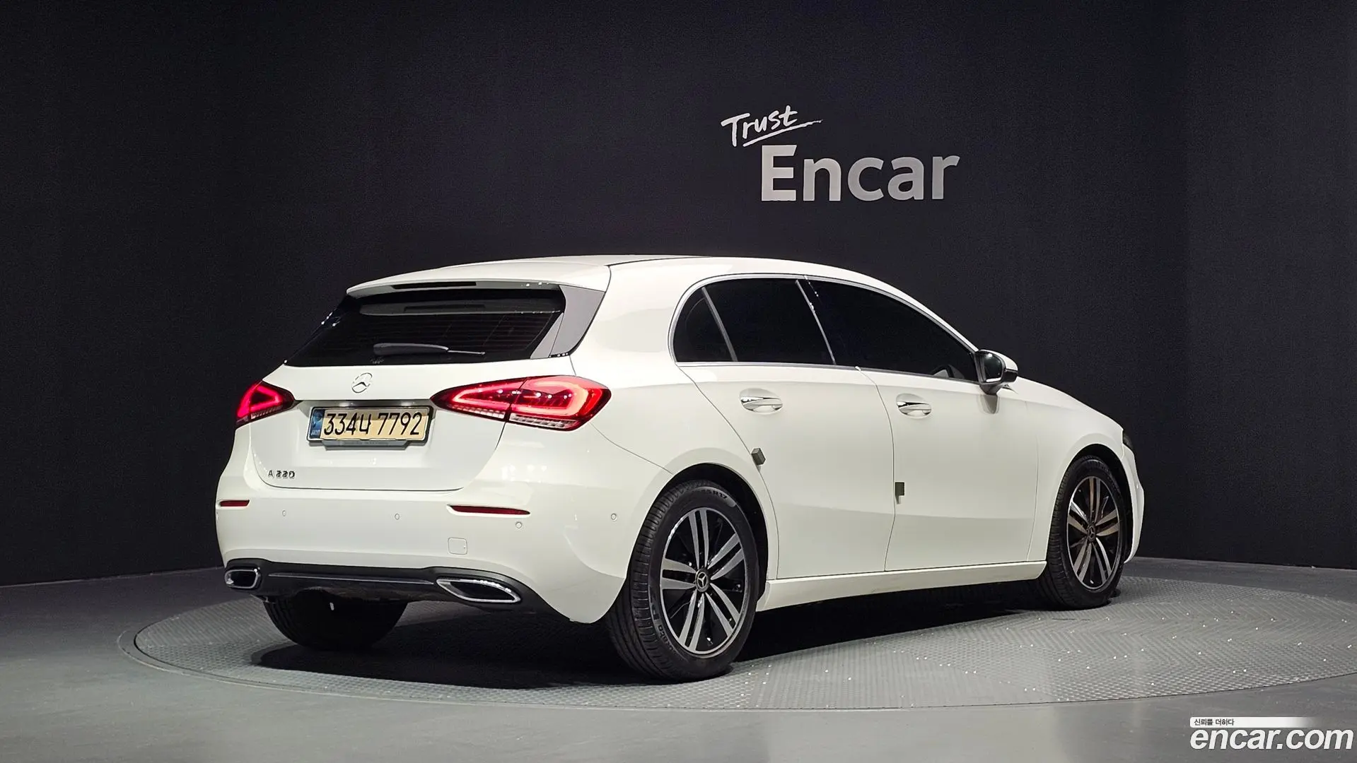 Main__Slider__Photo:A-Class Mercedes-Benz 2021.0-1