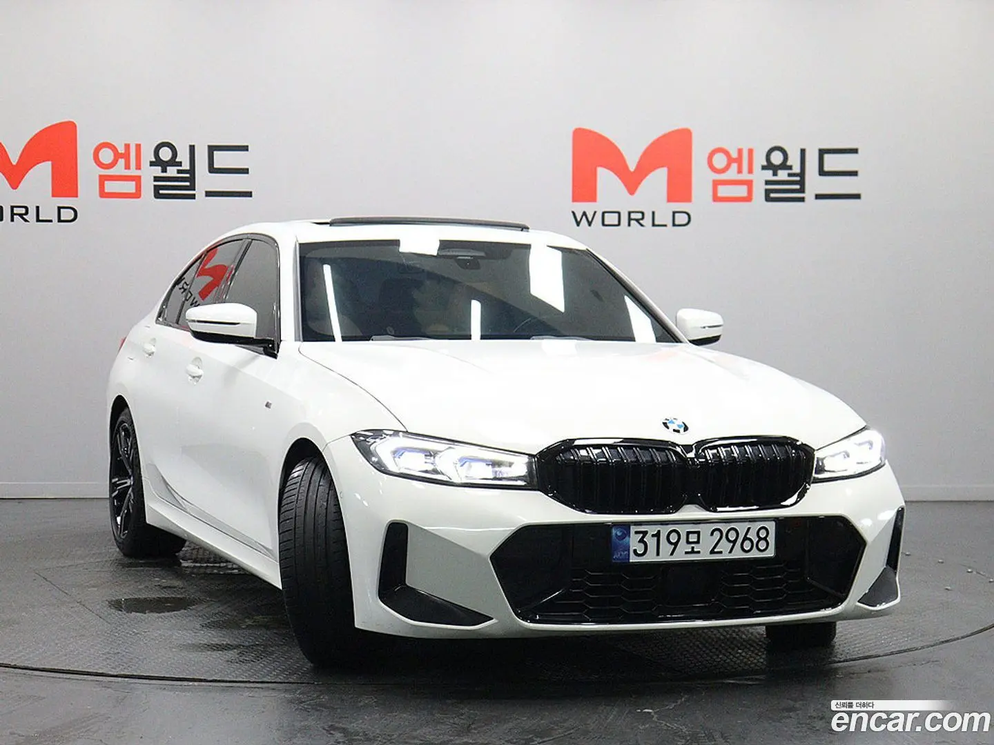 Main__Slider__Photo:3-Series BMW 2023.9-1