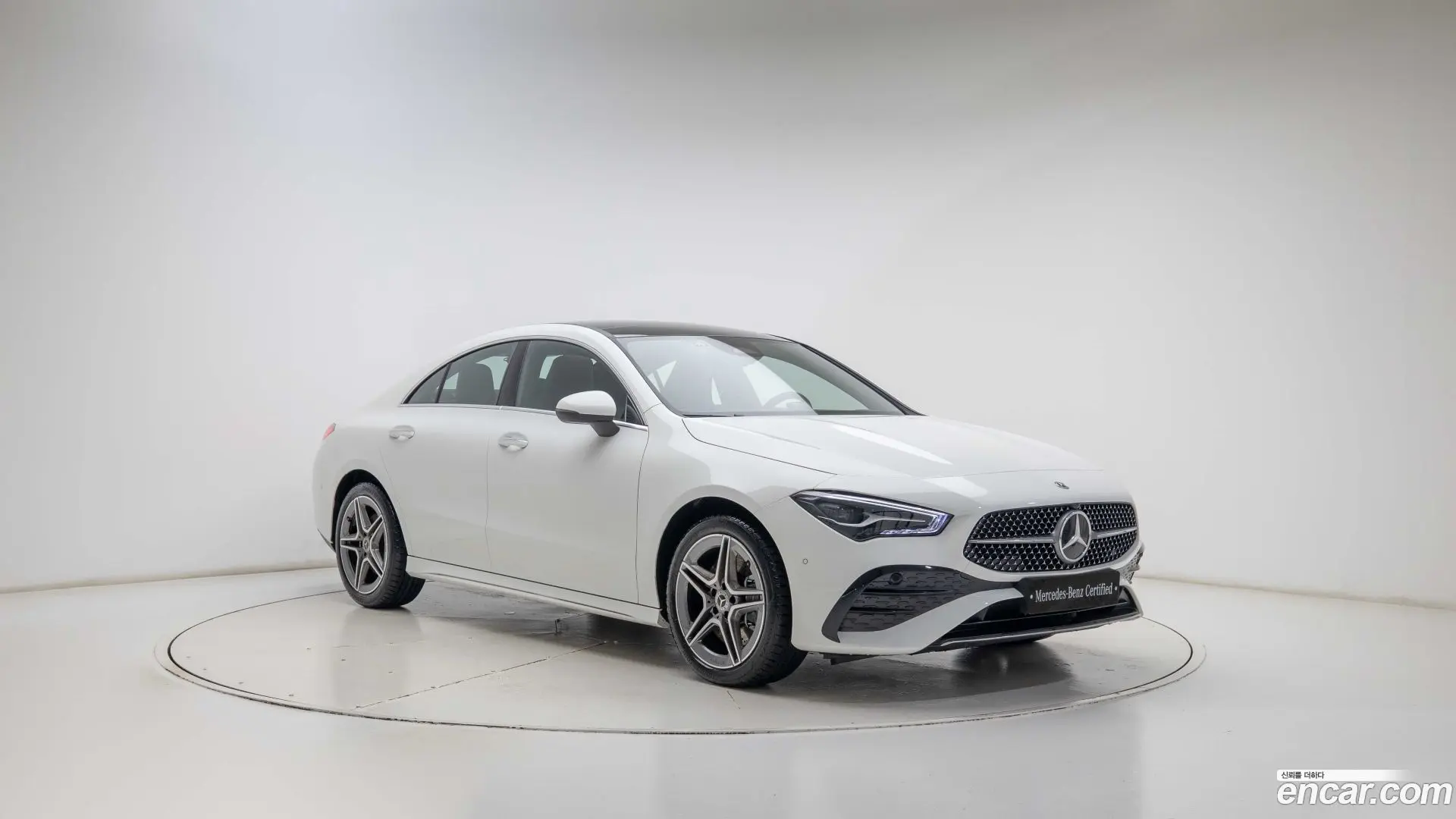 Main__Slider__Photo:CLA-Class Mercedes-Benz 2026.1-1