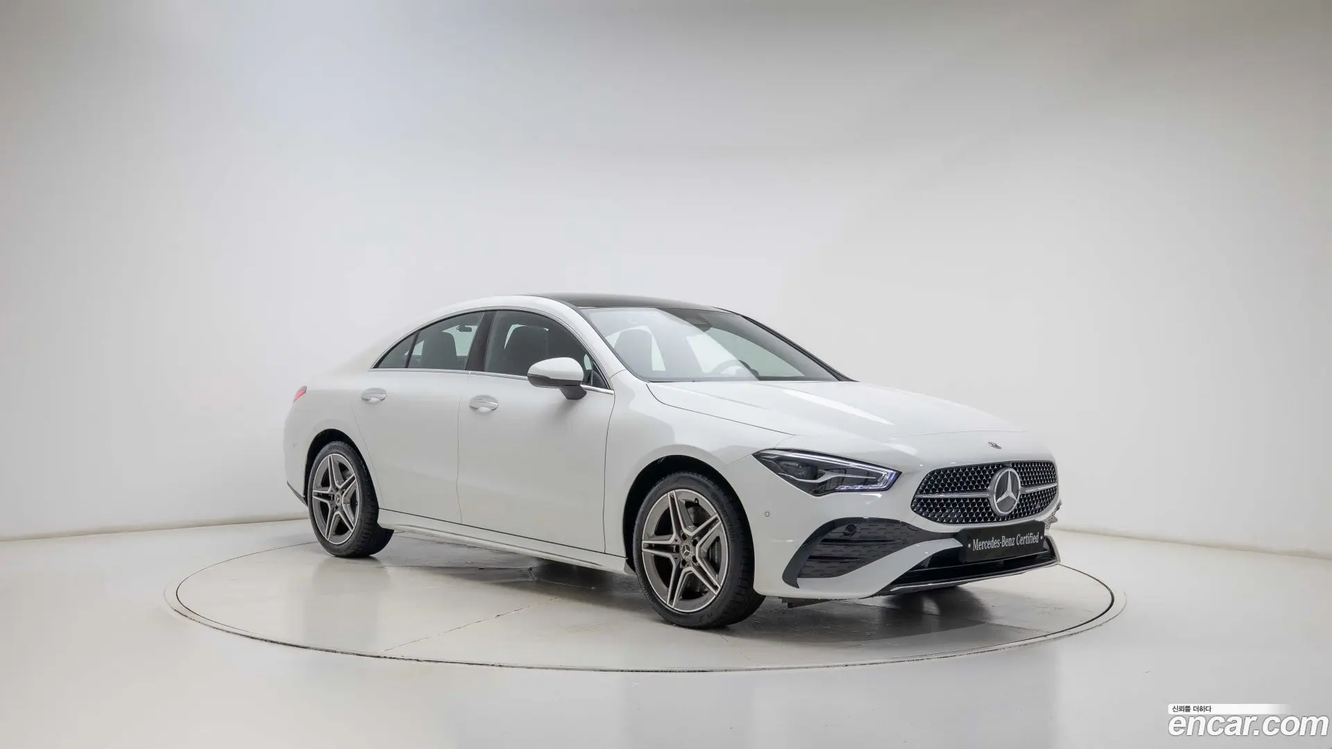 Main__Slider__Photo:CLA-Class Mercedes-Benz 2026.1-1