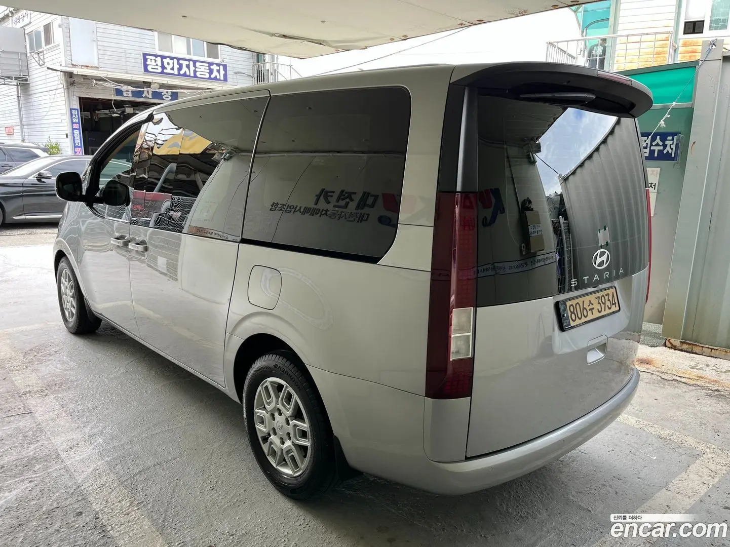 Main__Slider__Photo:Staria Hyundai 2022.3-1