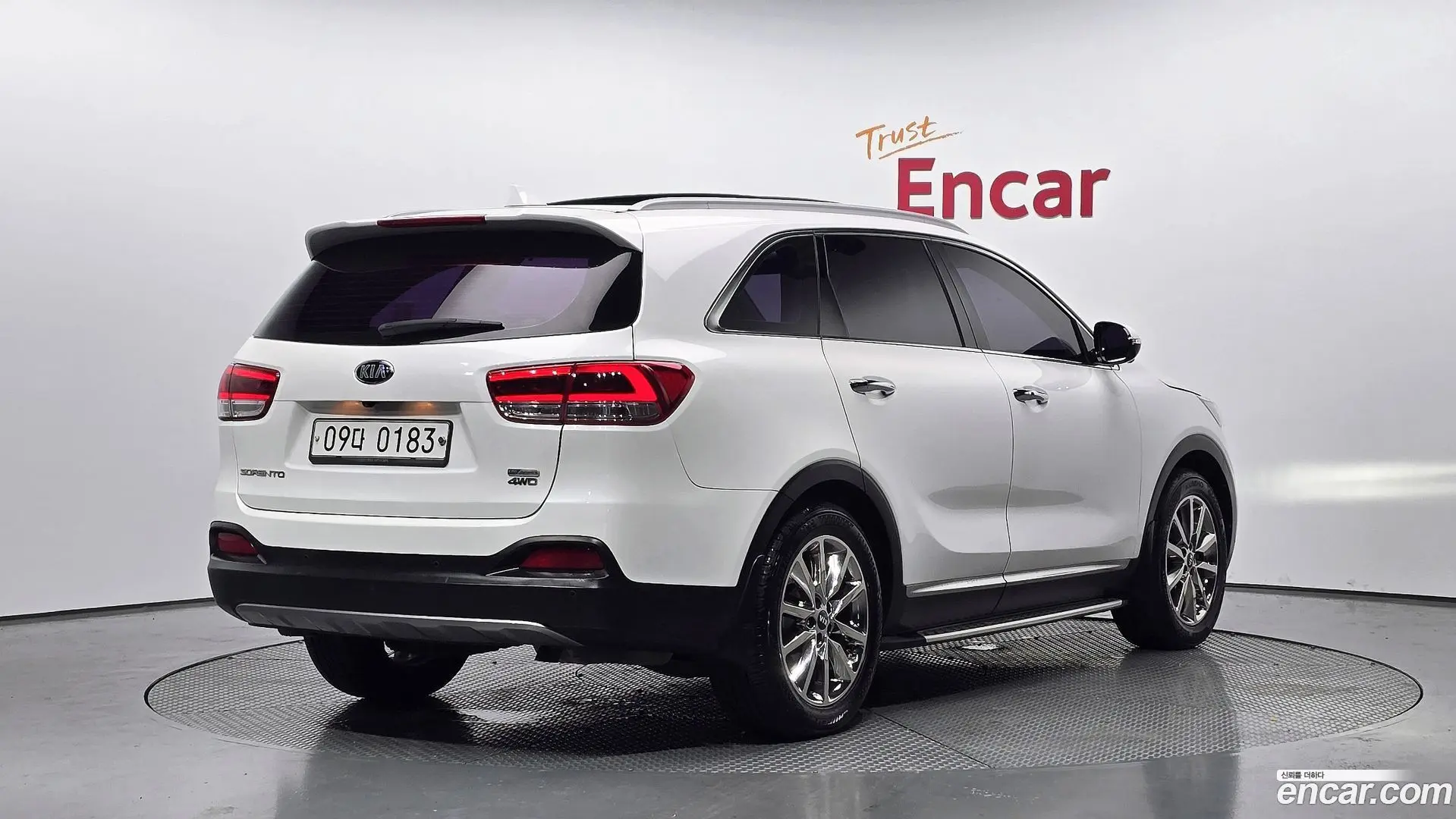 Main__Slider__Photo:Sorento Kia 2016.9-1