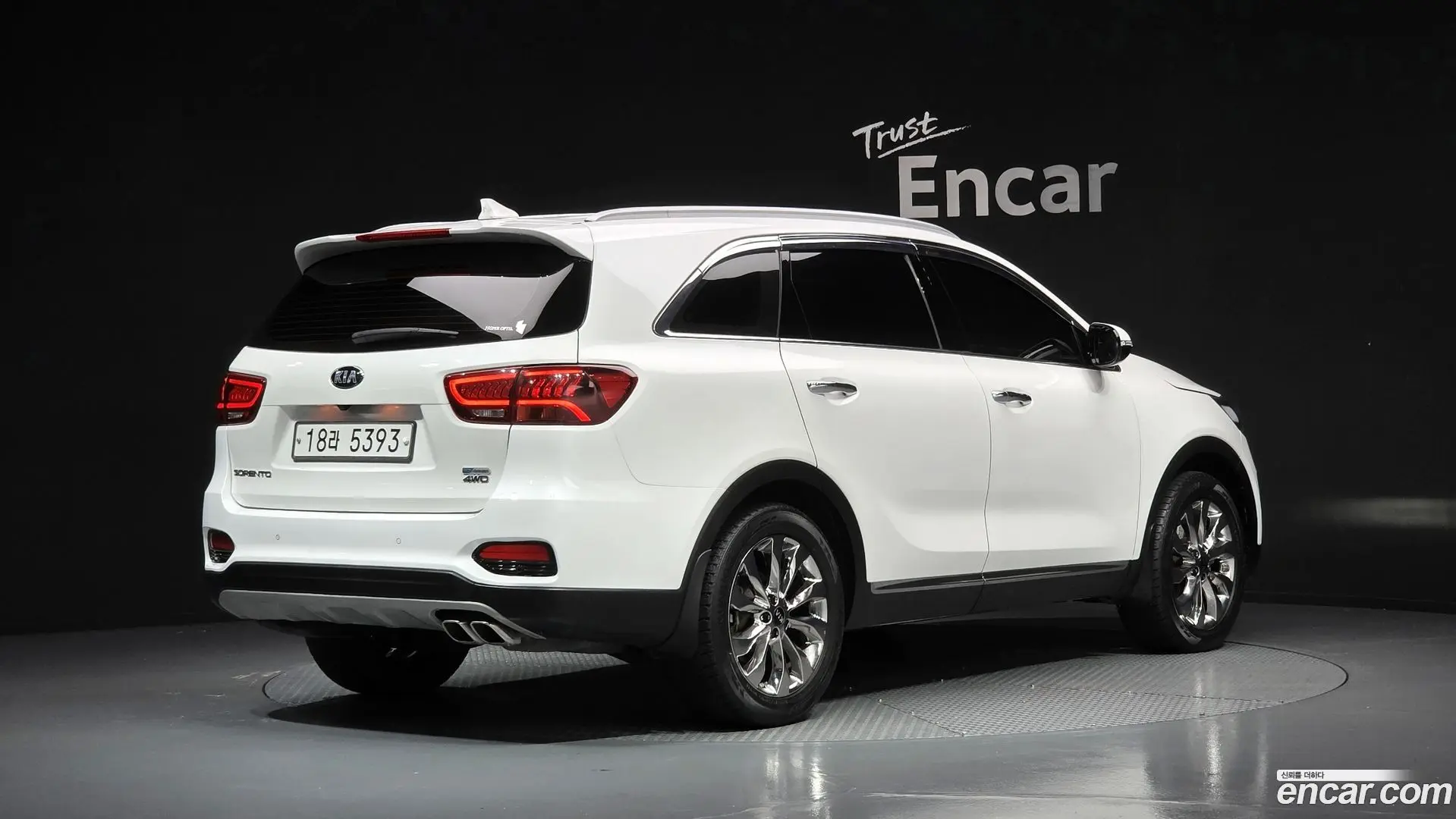Main__Slider__Photo:Sorento Kia 2018.6-1