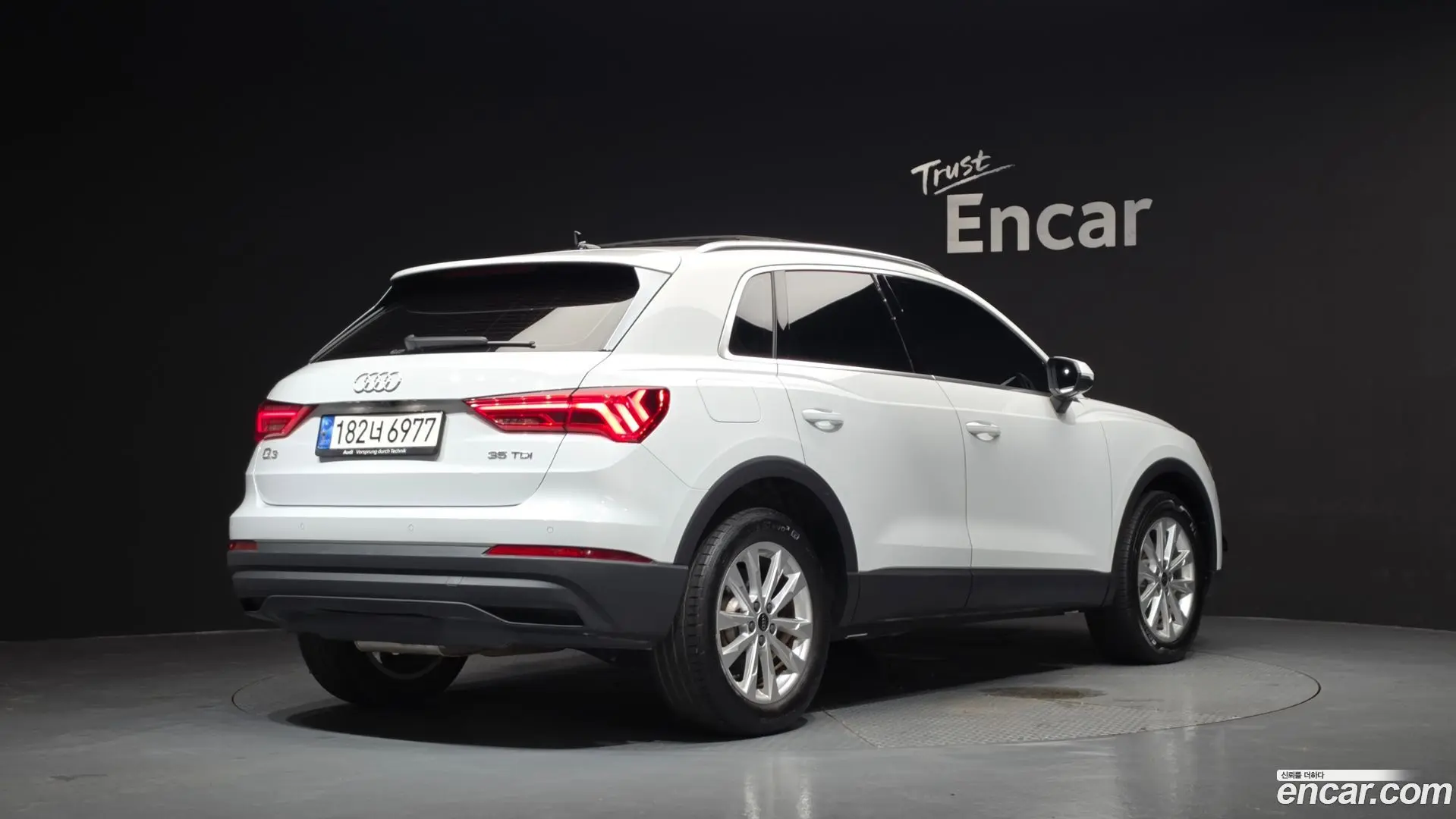 Main__Slider__Photo:Q3 Audi 2023.5-1