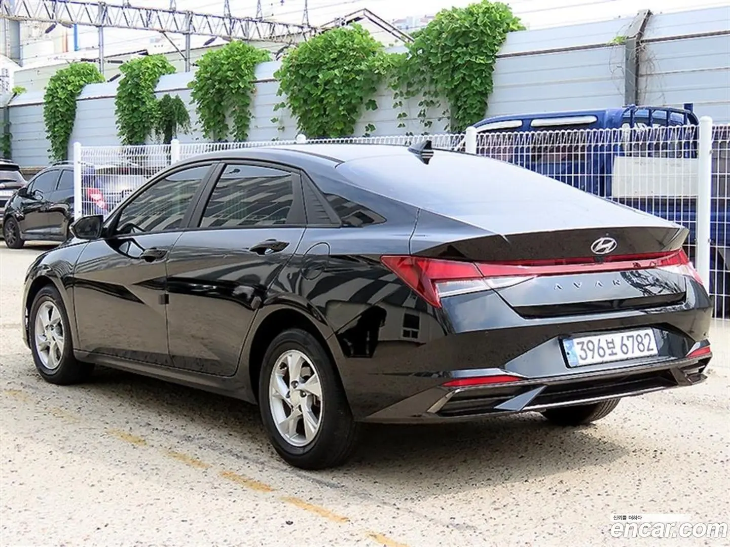 Main__Slider__Photo:AVANTE Hyundai 2021.6-1