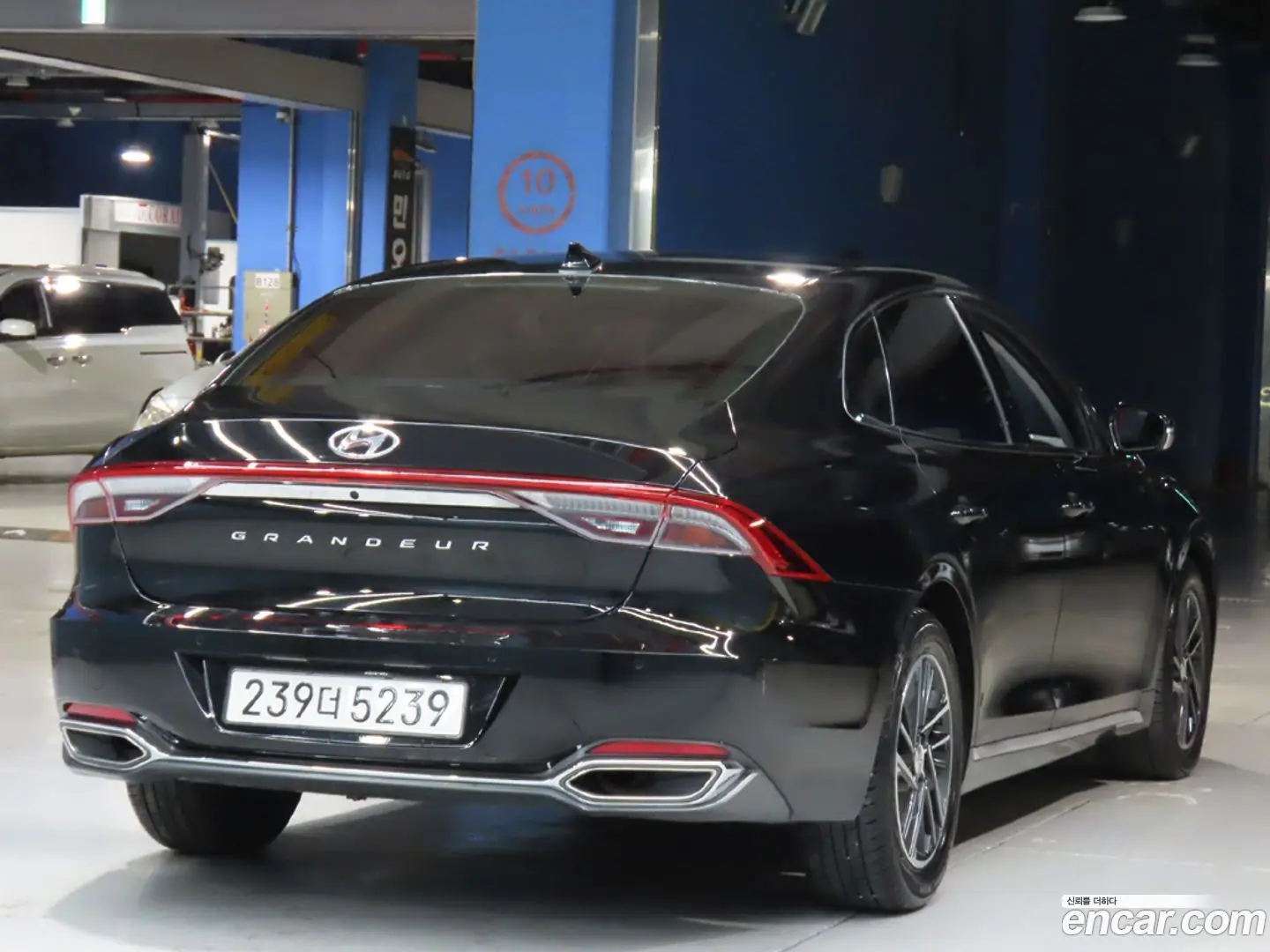 Main__Slider__Photo:Grandeur Hyundai 2020.5-1