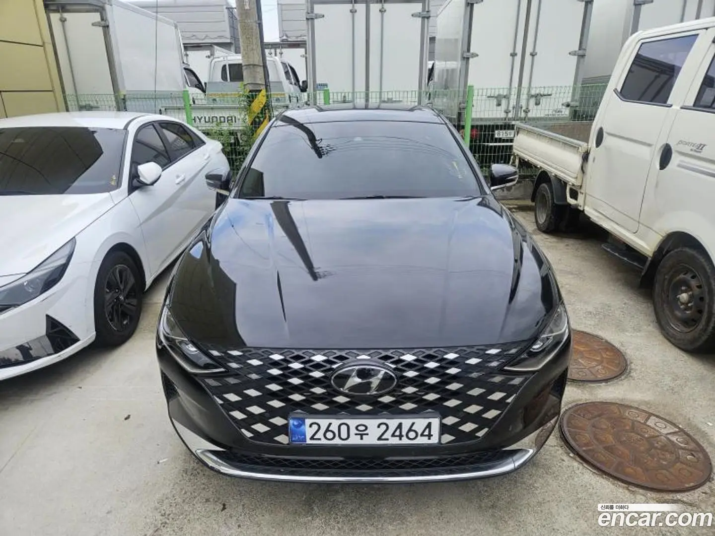 Main__Slider__Photo:Grandeur Hyundai 2022.9-1