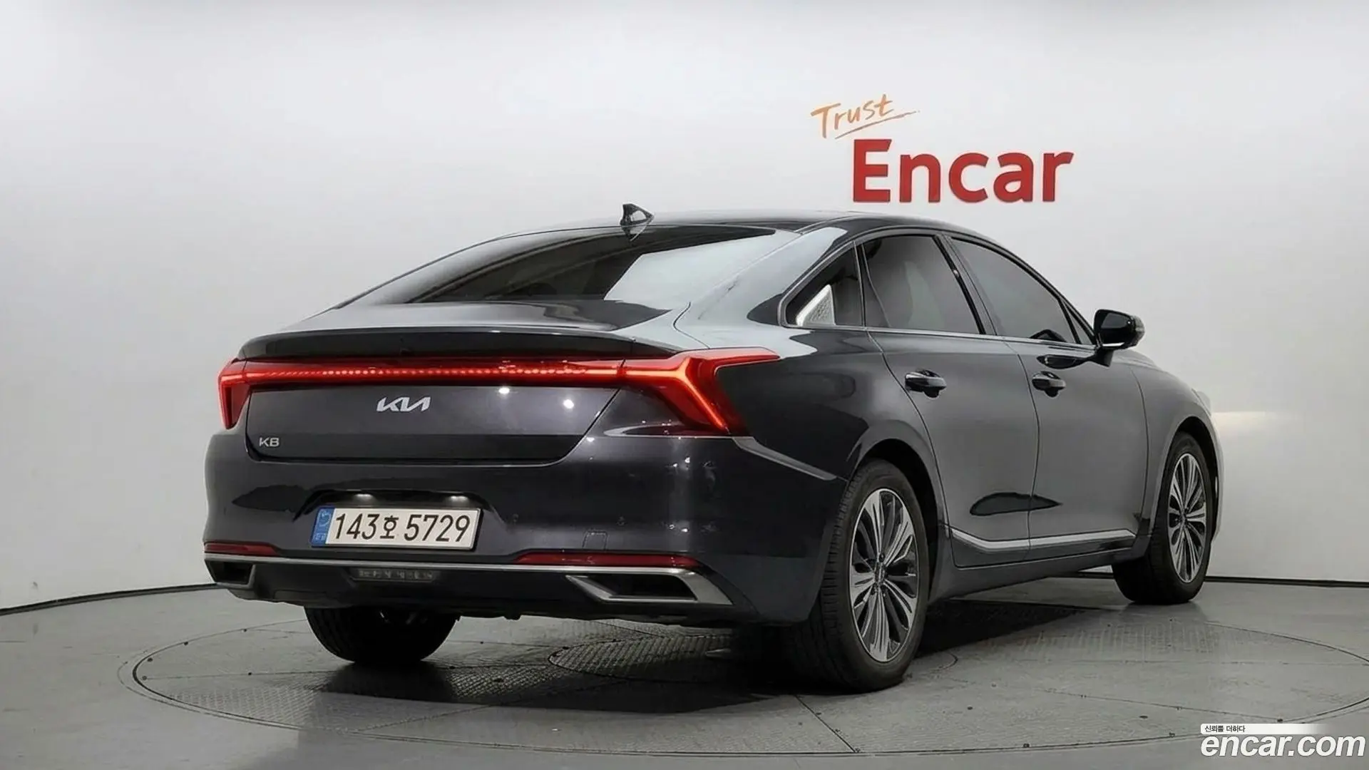 Main__Slider__Photo:K8 Kia 2021.8-1