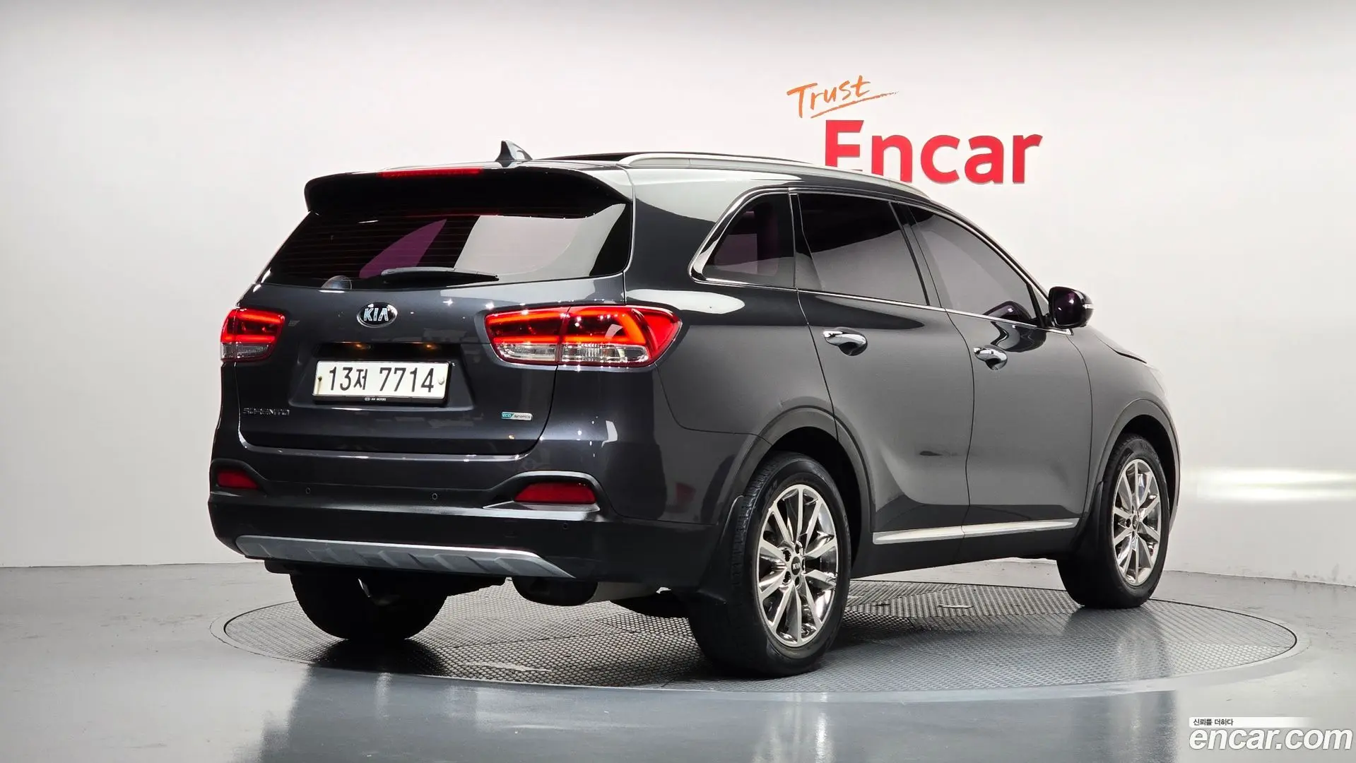 Main__Slider__Photo:Sorento Kia 2015.10-1