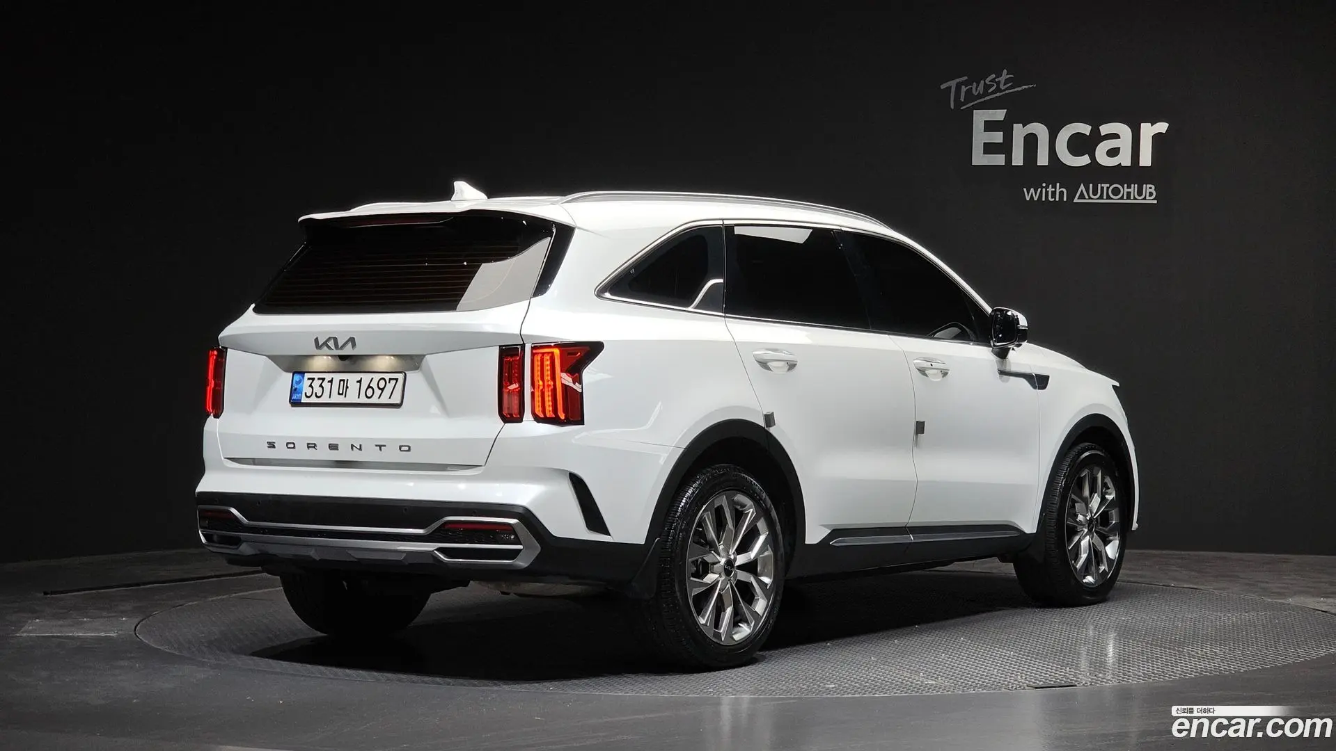 Main__Slider__Photo:Sorento Kia 2022.4-1
